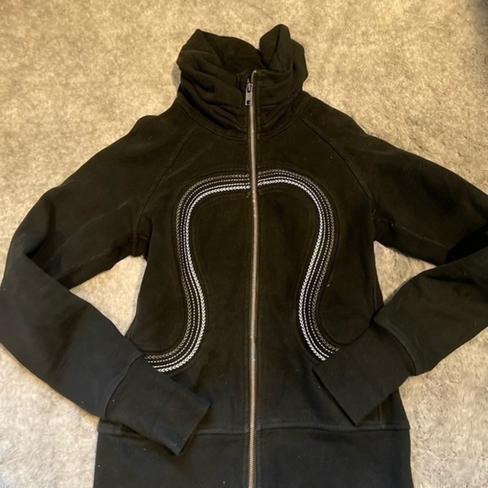 Lululemon Jacket - Picture 3 of 4